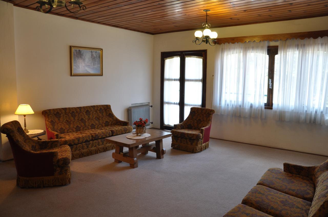 Hotel Vila Regina Campos do Jordão Εξωτερικό φωτογραφία