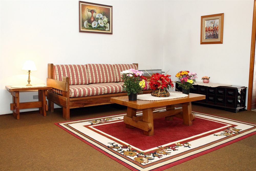 Hotel Vila Regina Campos do Jordão Εξωτερικό φωτογραφία